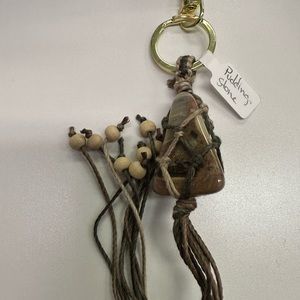 Key chain or backpack with pudding stone.
